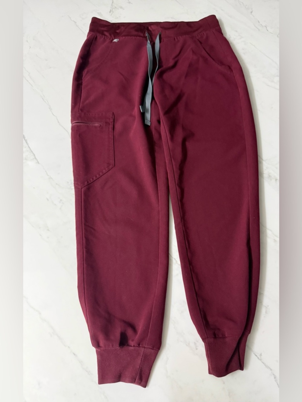 Figs Women's Maroon Jogger Scrub Pants